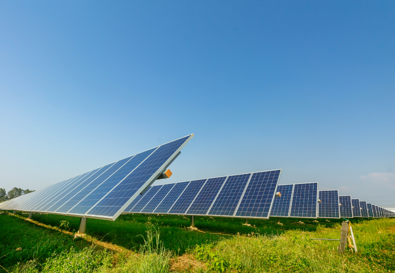 Project Finance Brief Competitive Power Acquires 460 MW of Solar Projects from Belltown
