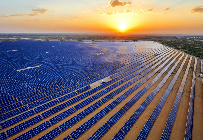 Macquarie Asset Management Provides $373 Million Debt for UK Solar Portfolio