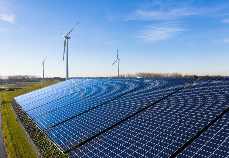 European Energy Sells Over 100 MW of Solar and Wind Projects
